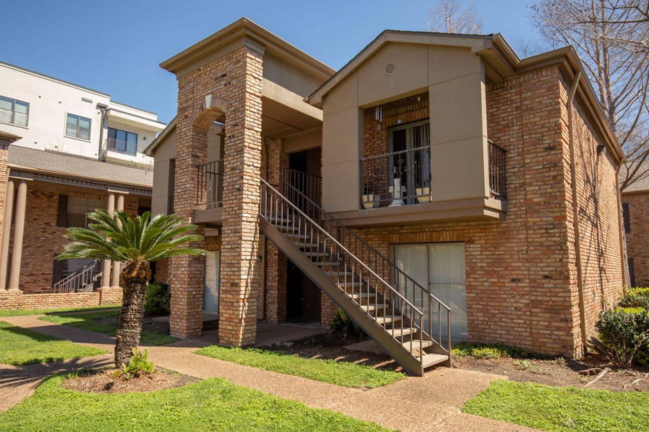 Sendera At Greenway Apartments Houston Tx 2 of 16