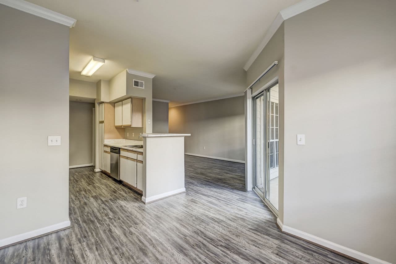 The Boulevard Apartments 7 of 8