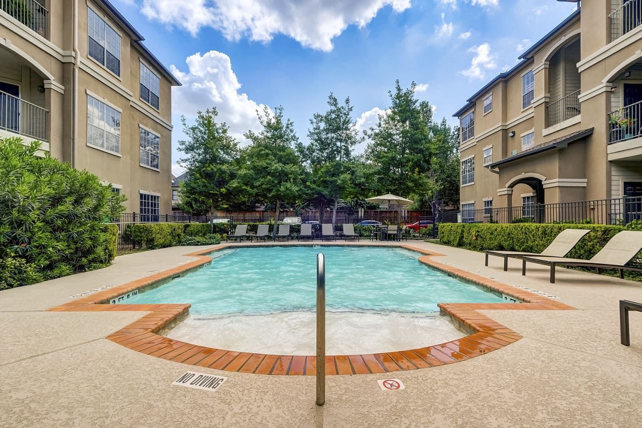 The Boulevard Apartments 1 of 8