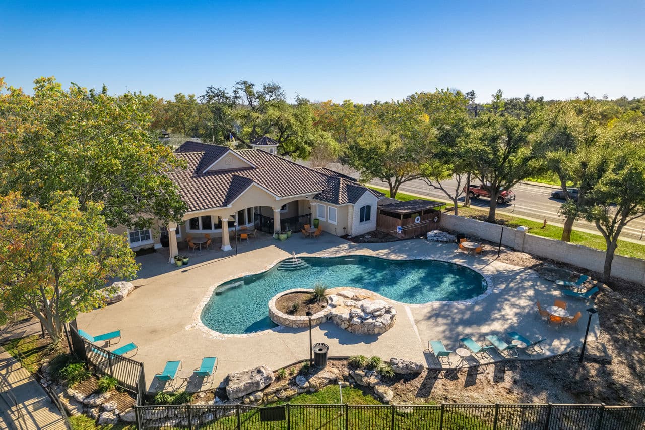 Terrazzo 16 of 31