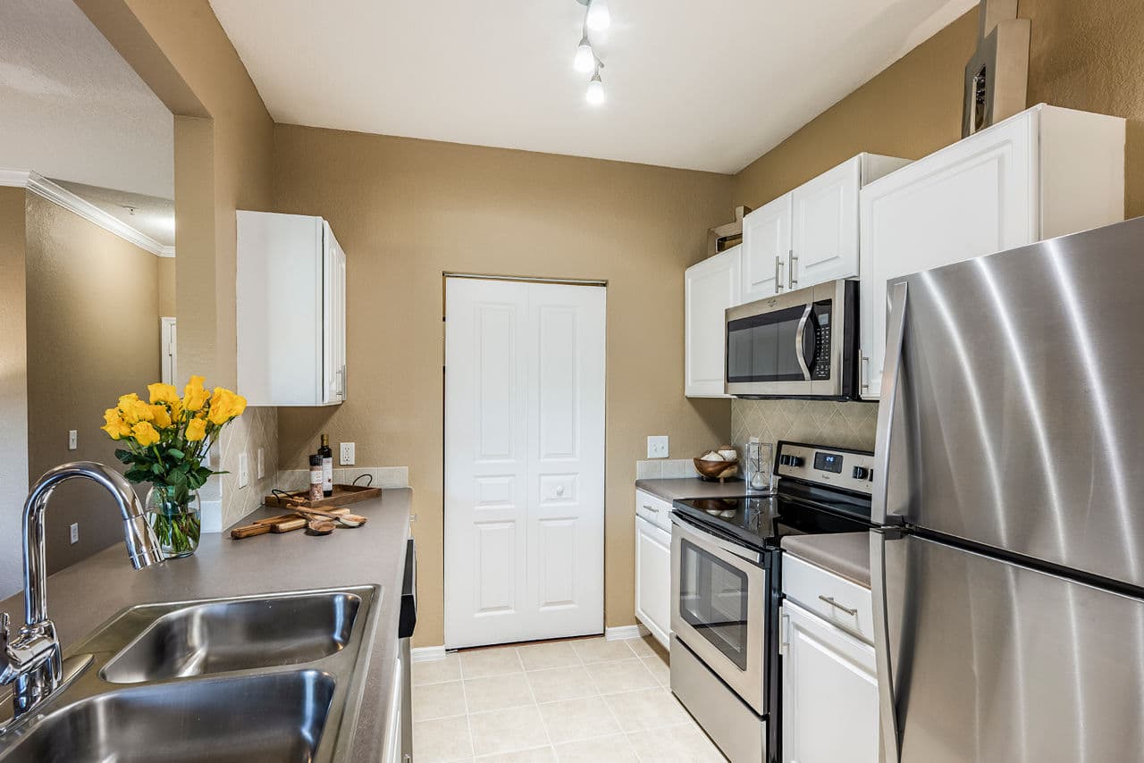 Villas at Gateway Apartments 21 of 27
