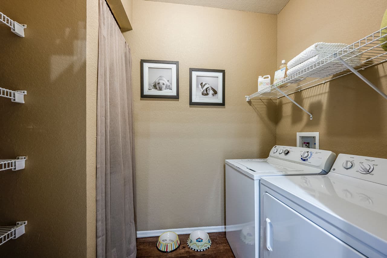 Villas at Gateway Apartments 24 of 27