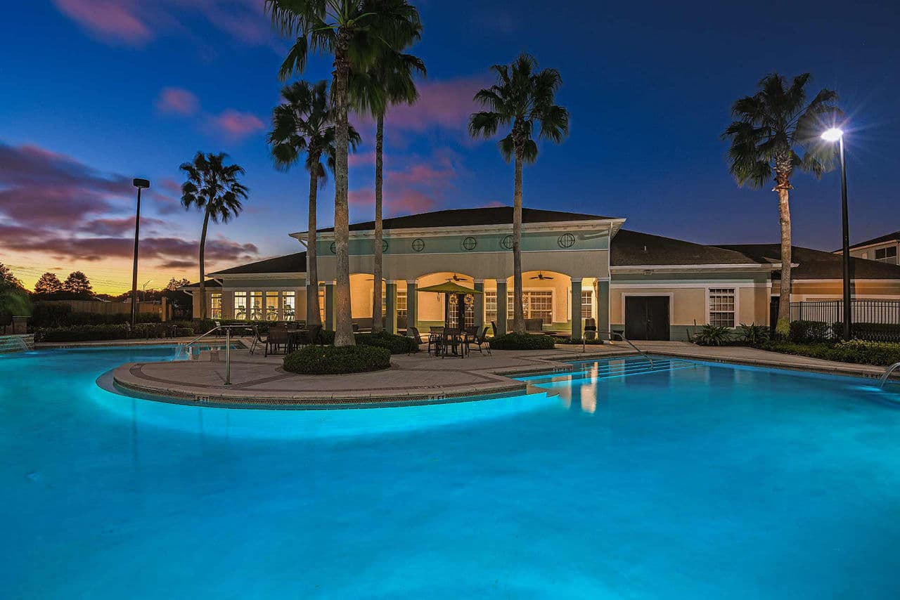 Villas at Gateway Apartments 1 of 8