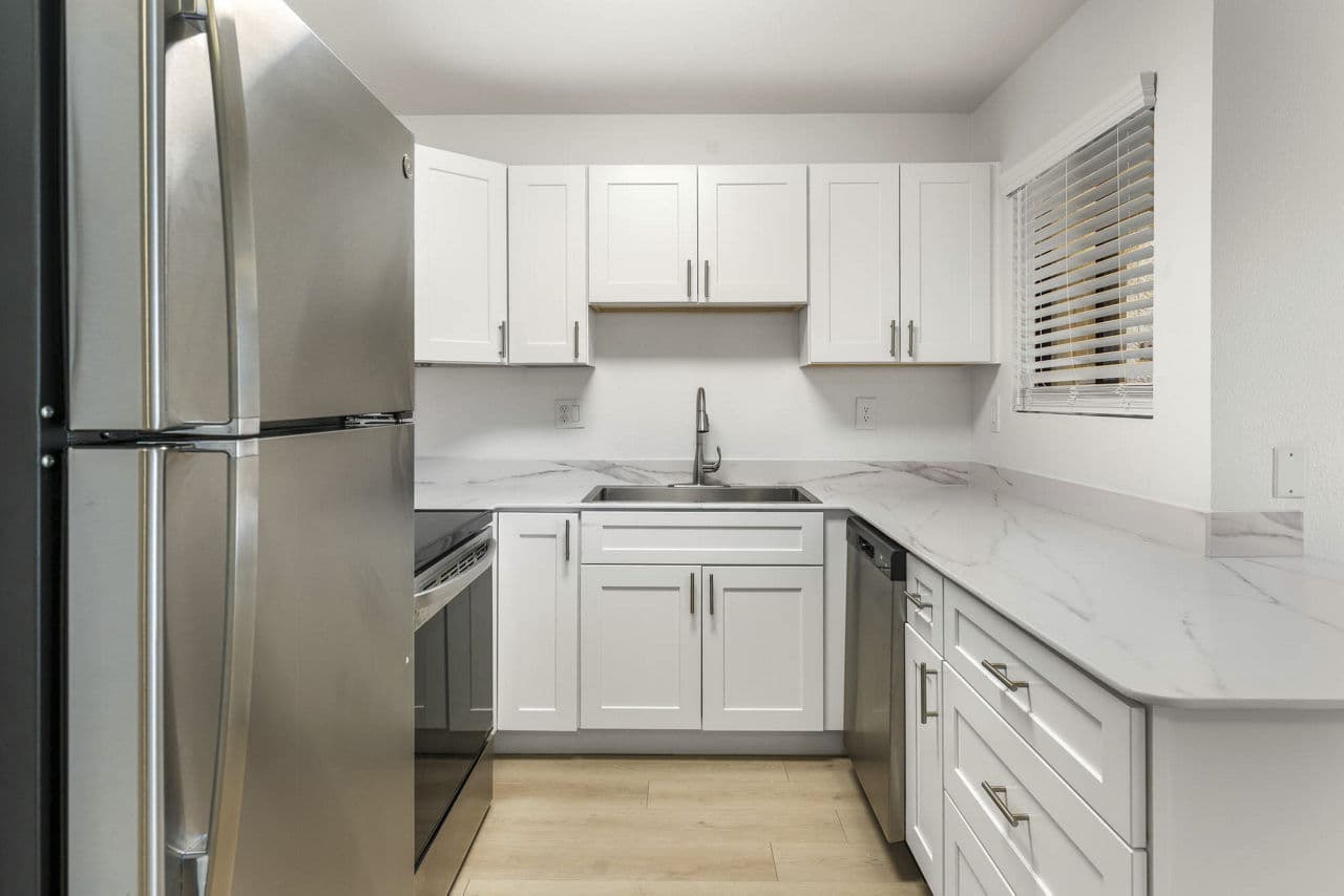 The Colony Apartments 14 of 25