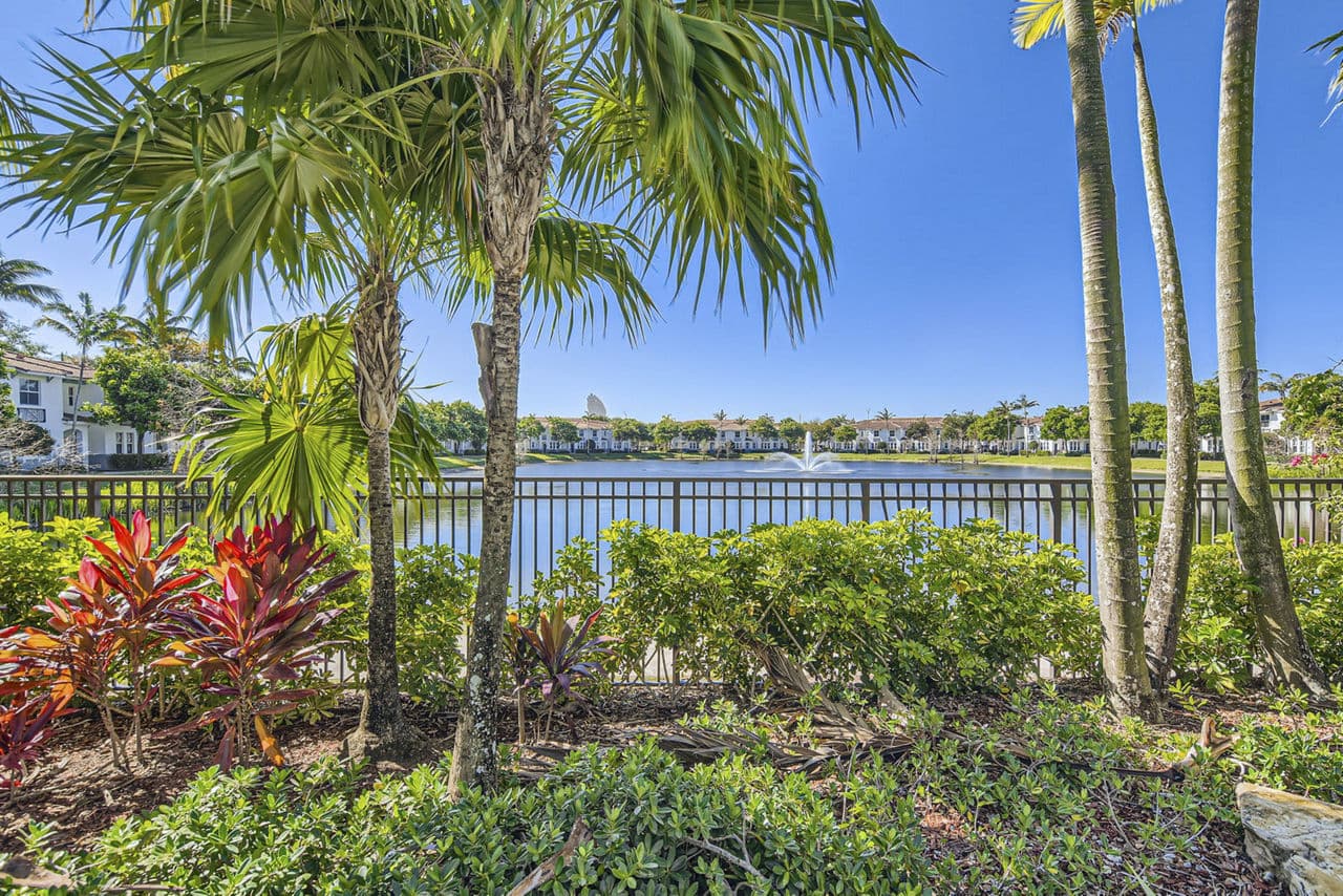 Solero At Plantation Plantation Fl 9 of 30