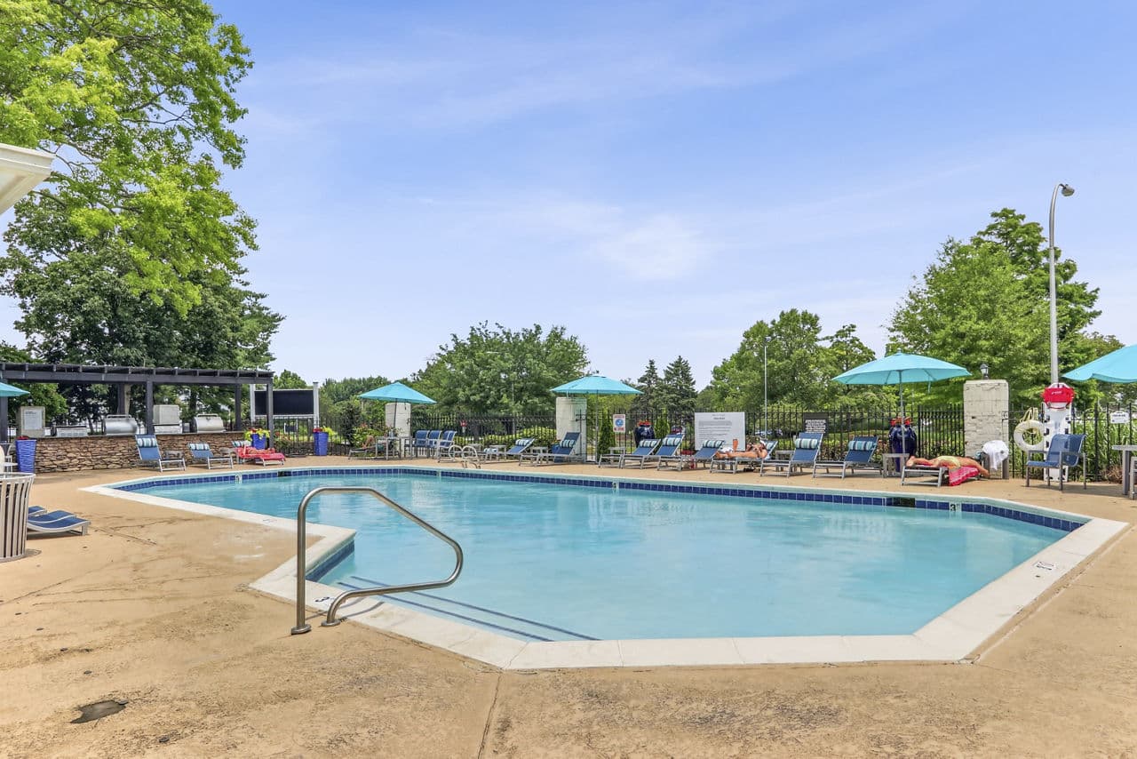 Mallard Crossing at St. Matthews 3 of 29