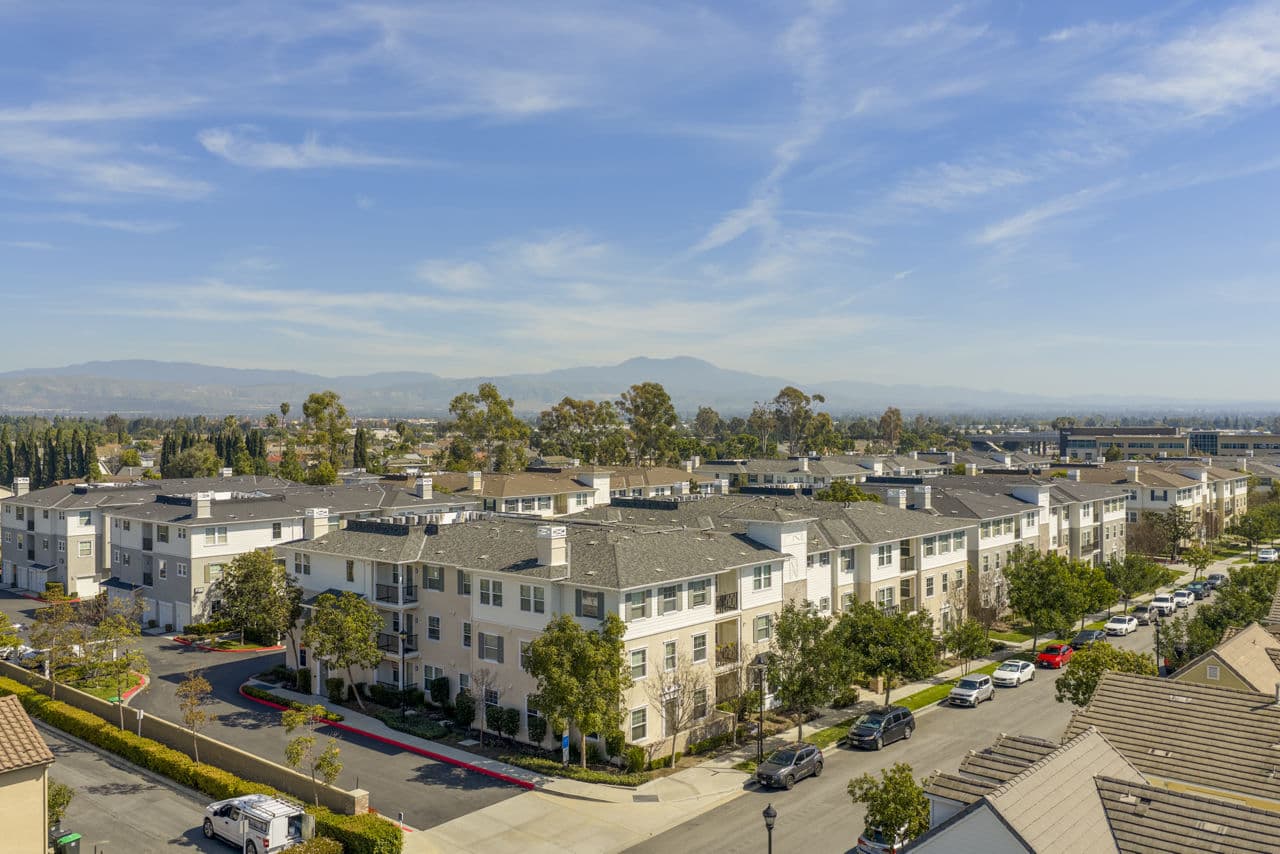 Coventry Court Luxury Senior Apartments Tustin Ca 1 of 30