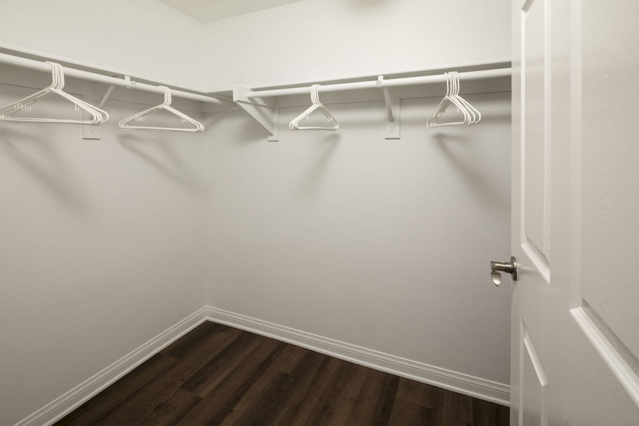 Coventry Court Luxury Senior Apartments Tustin Ca 26 of 30
