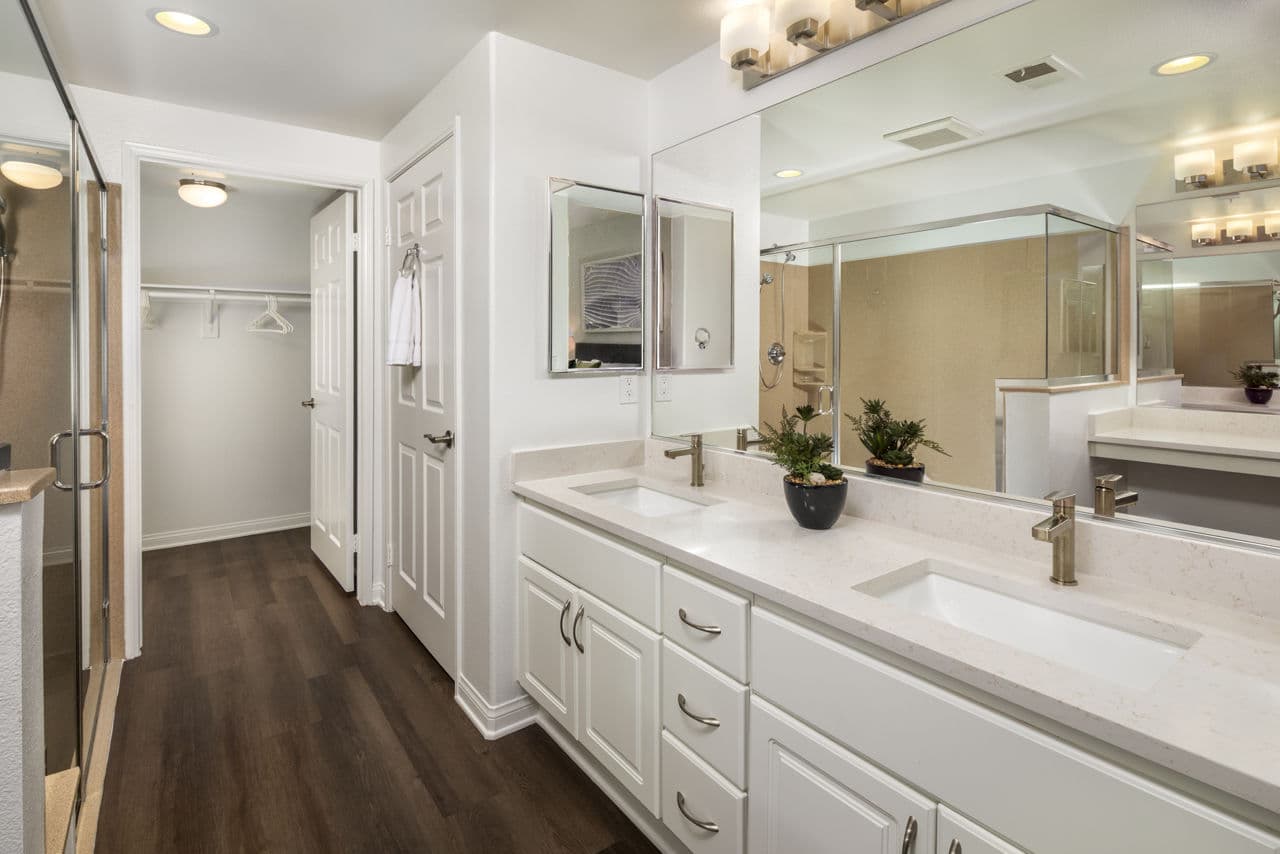 Coventry Court Luxury Senior Apartments Tustin Ca 29 of 30