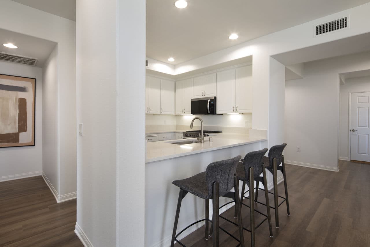 Coventry Court Luxury Senior Apartments Tustin Ca 17 of 30