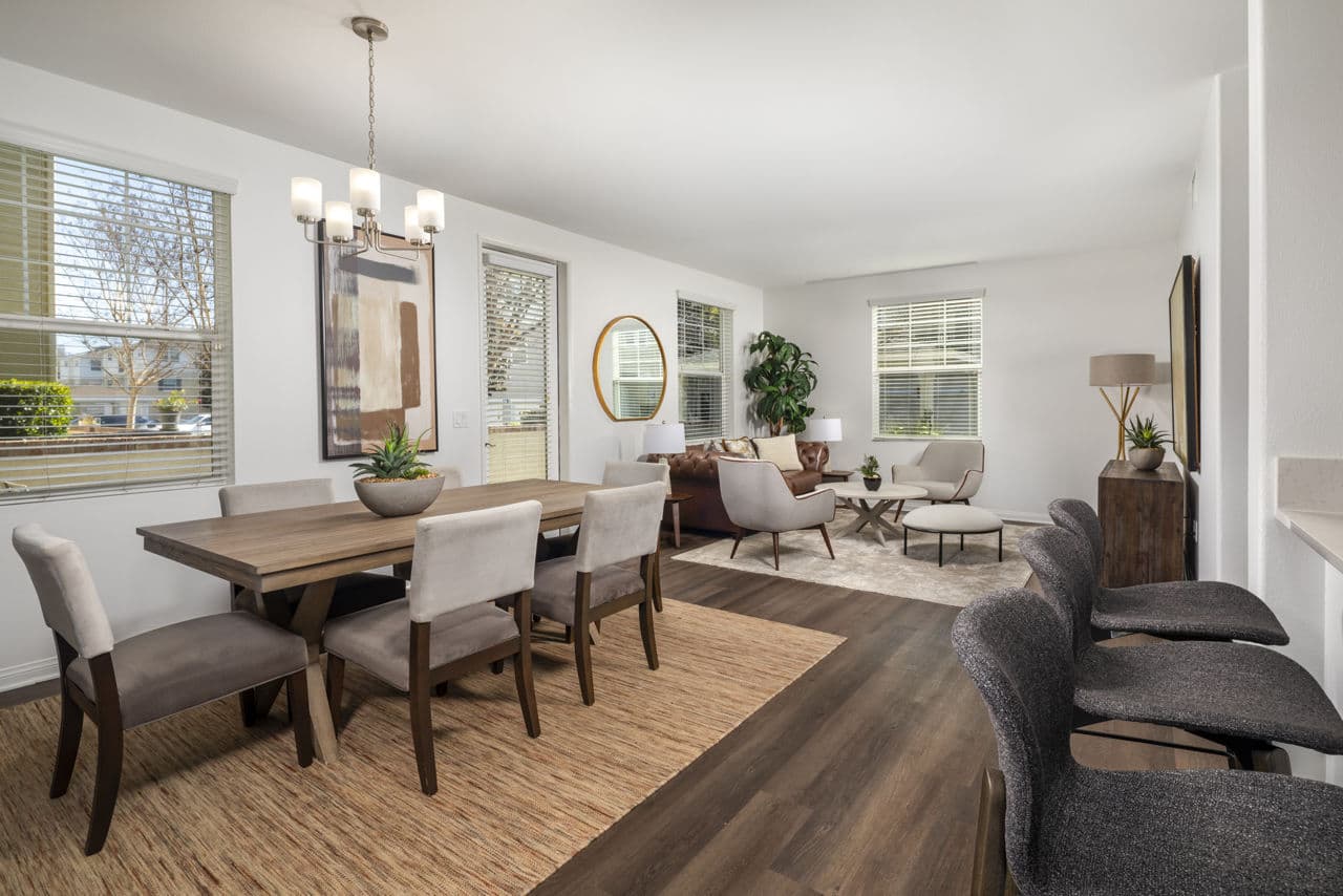 Coventry Court Luxury Senior Apartments Tustin Ca 18 of 30