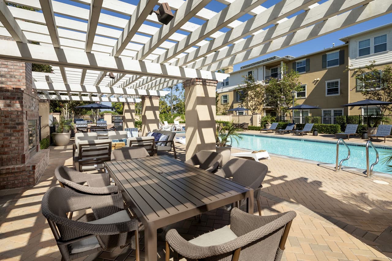 Coventry Court Luxury Senior Apartments Tustin Ca 13 of 30
