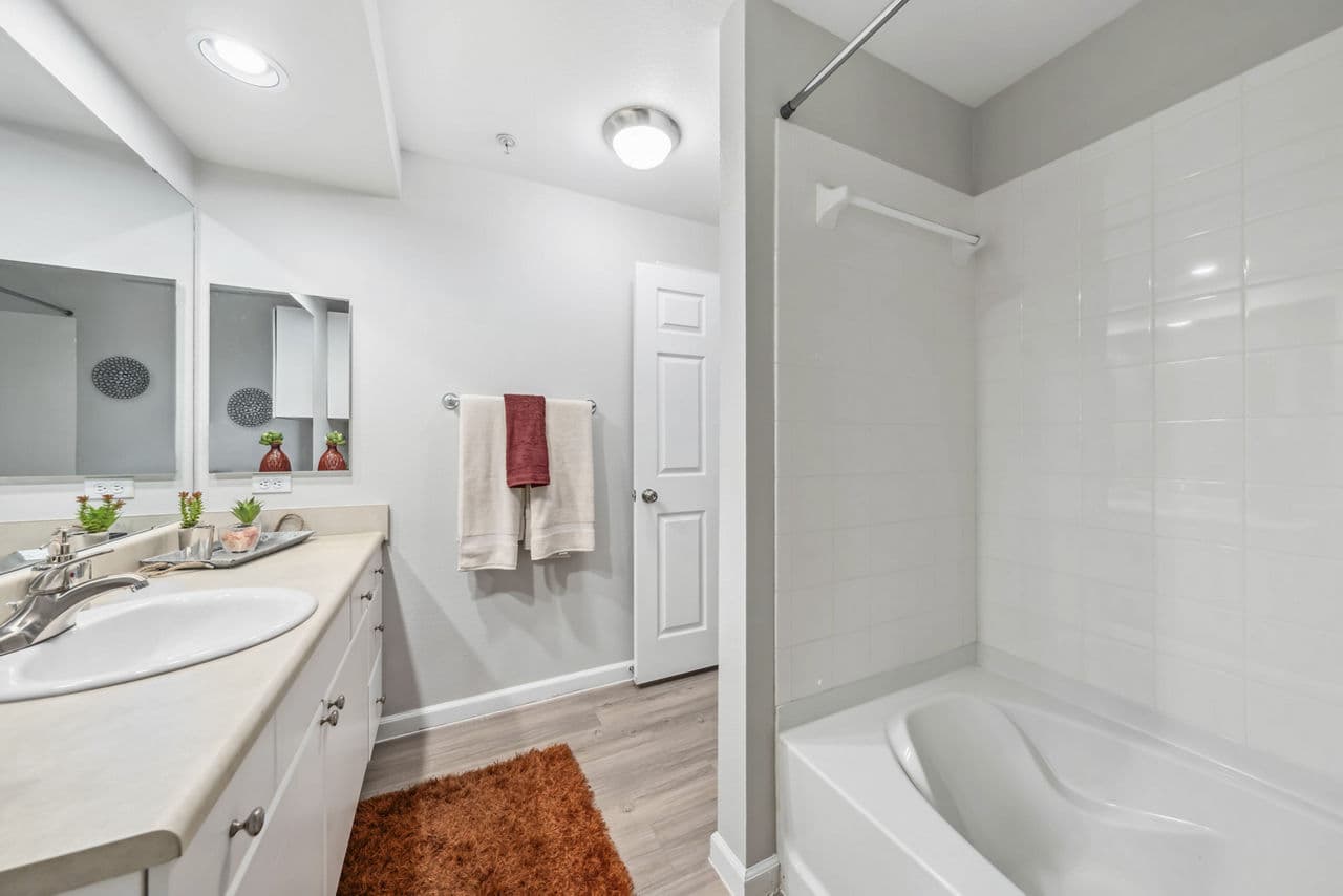 Residences At Fortytwo25 Apartments Phoenix Az 25 of 25