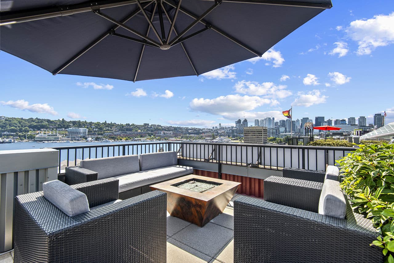 1611 on Lake Union Apartments 3 of 22