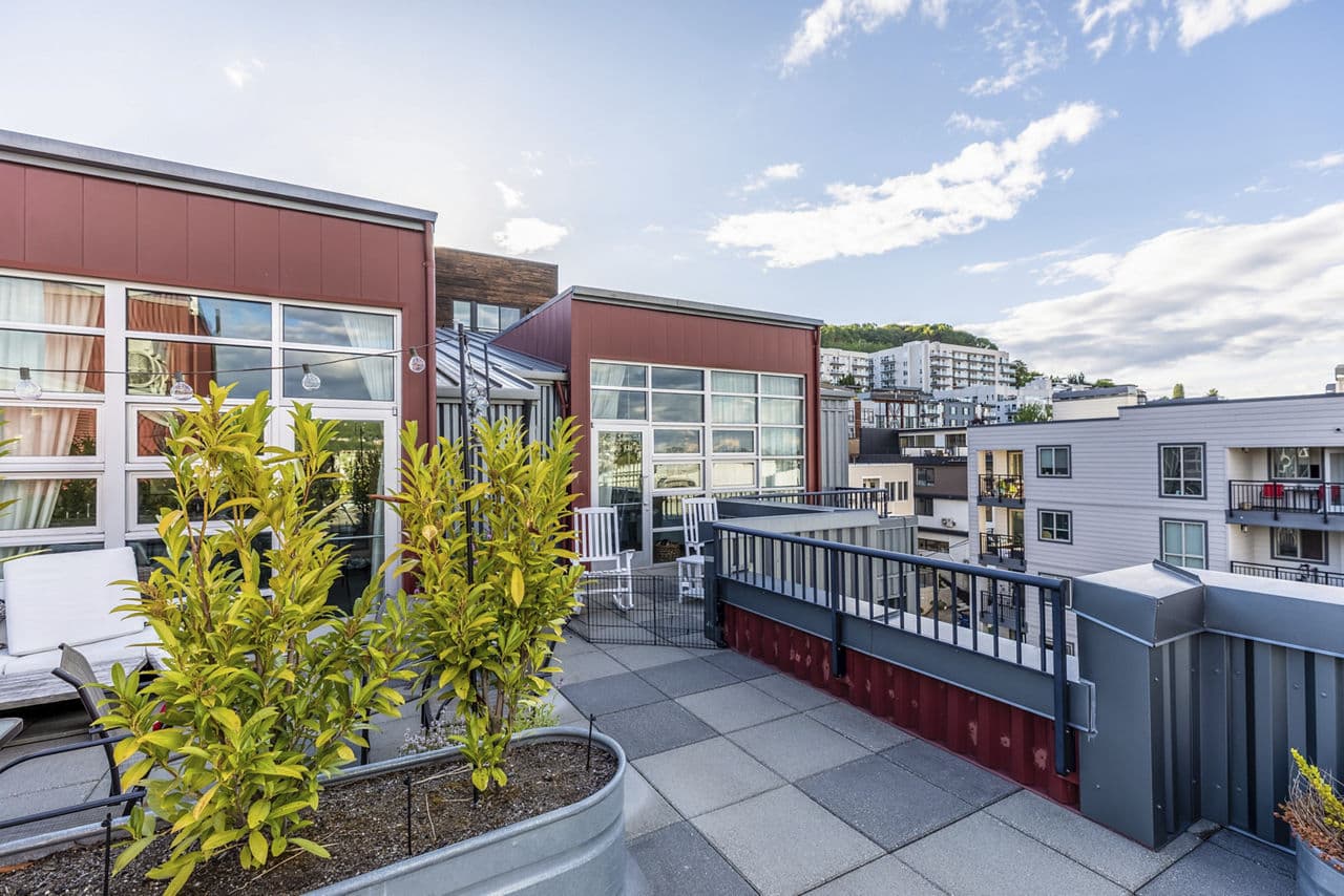 1611 on Lake Union Apartments 1 of 22