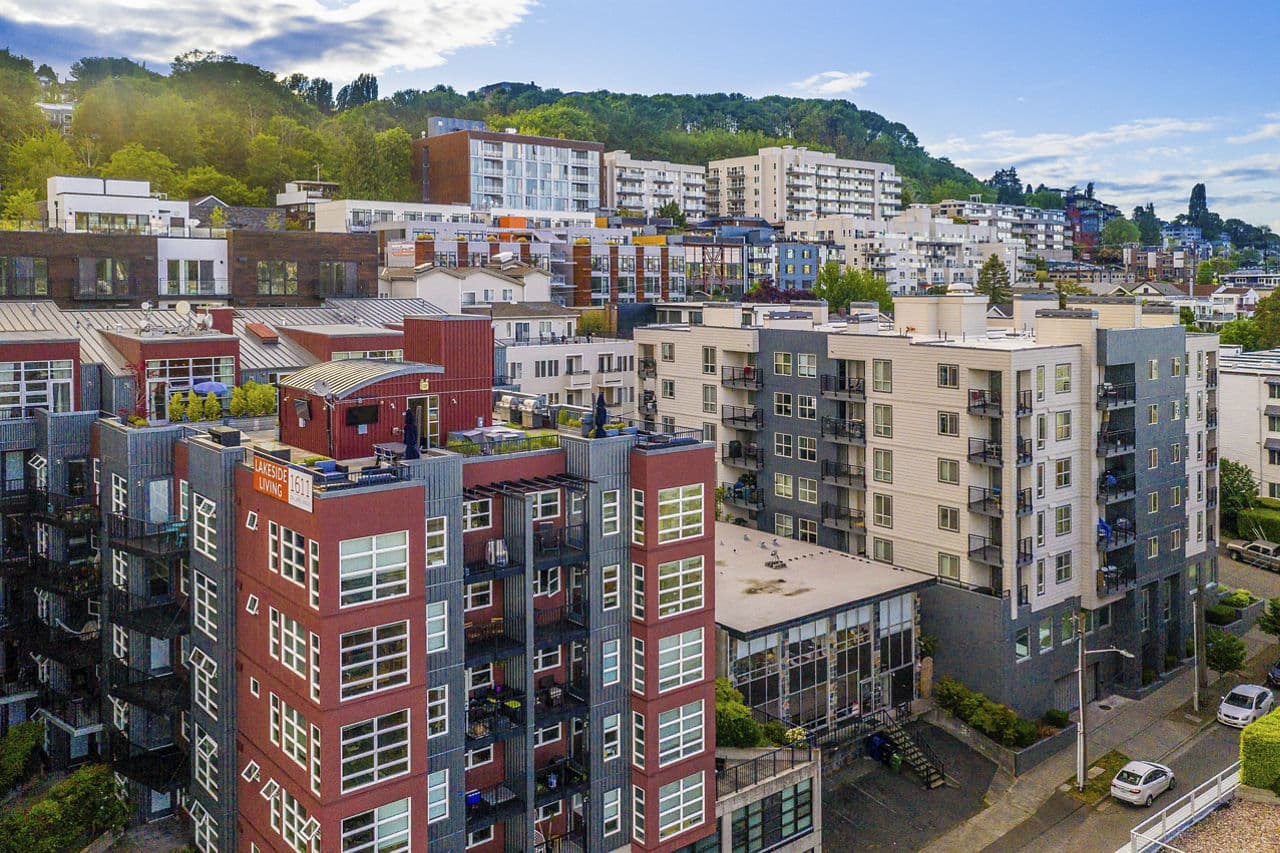 1611 on Lake Union Apartments 7 of 22
