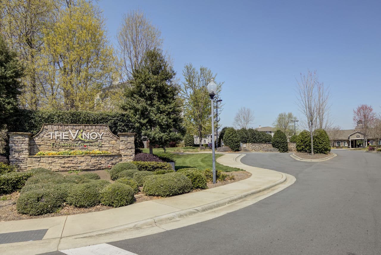 The Vinoy at Innovation Park Apartments 3 of 8