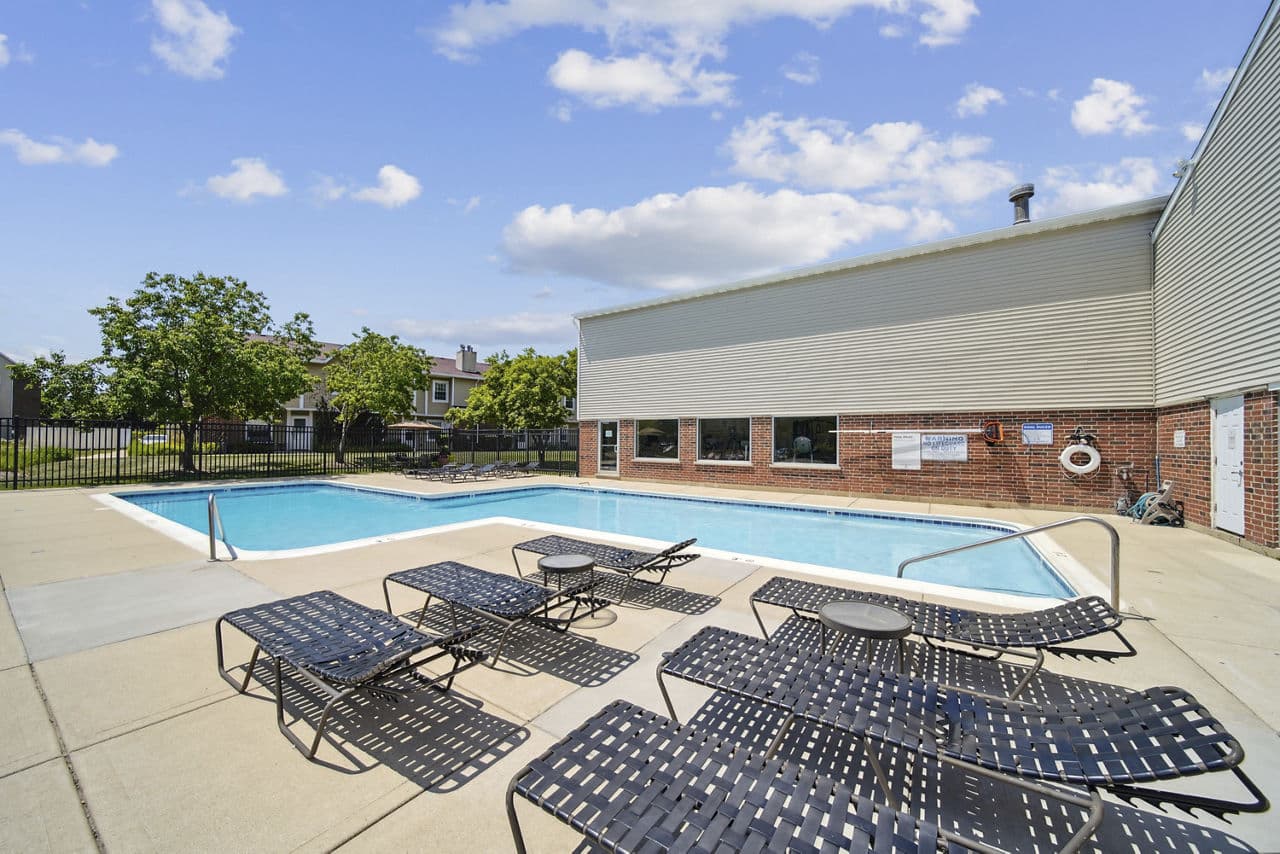 Waterford Place Apartments Arlington Heights Il 2 of 23