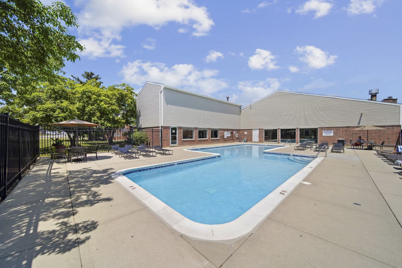 Waterford Place Apartments Arlington Heights Il 4 of 23