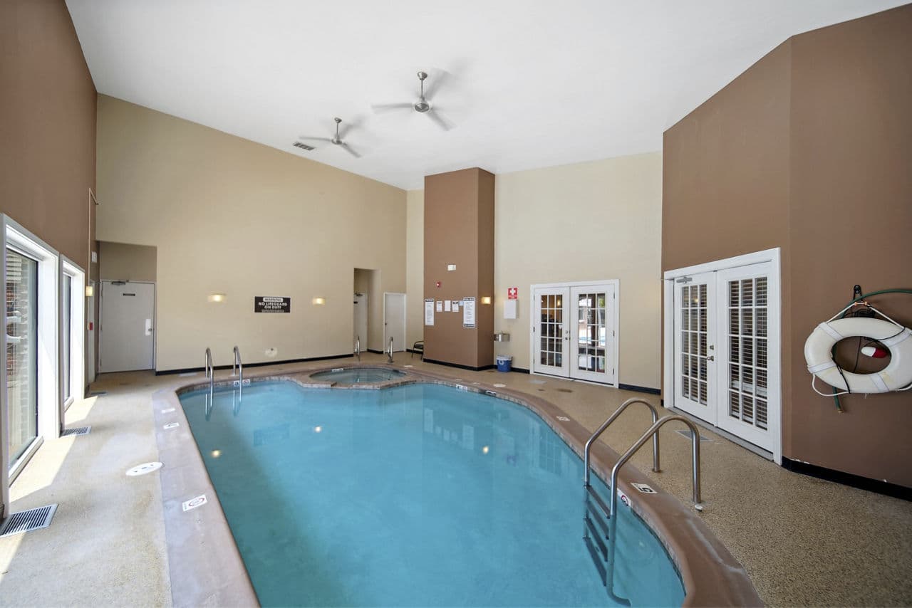 Waterford Place Apartments Arlington Heights Il 6 of 23