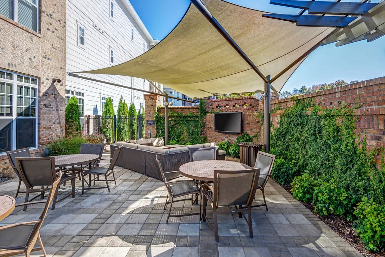 Whitehall Parc Apartment Homes 17 of 19