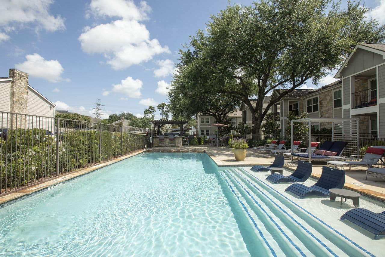 Reserve at Garden Oaks Apartments 3 of 8