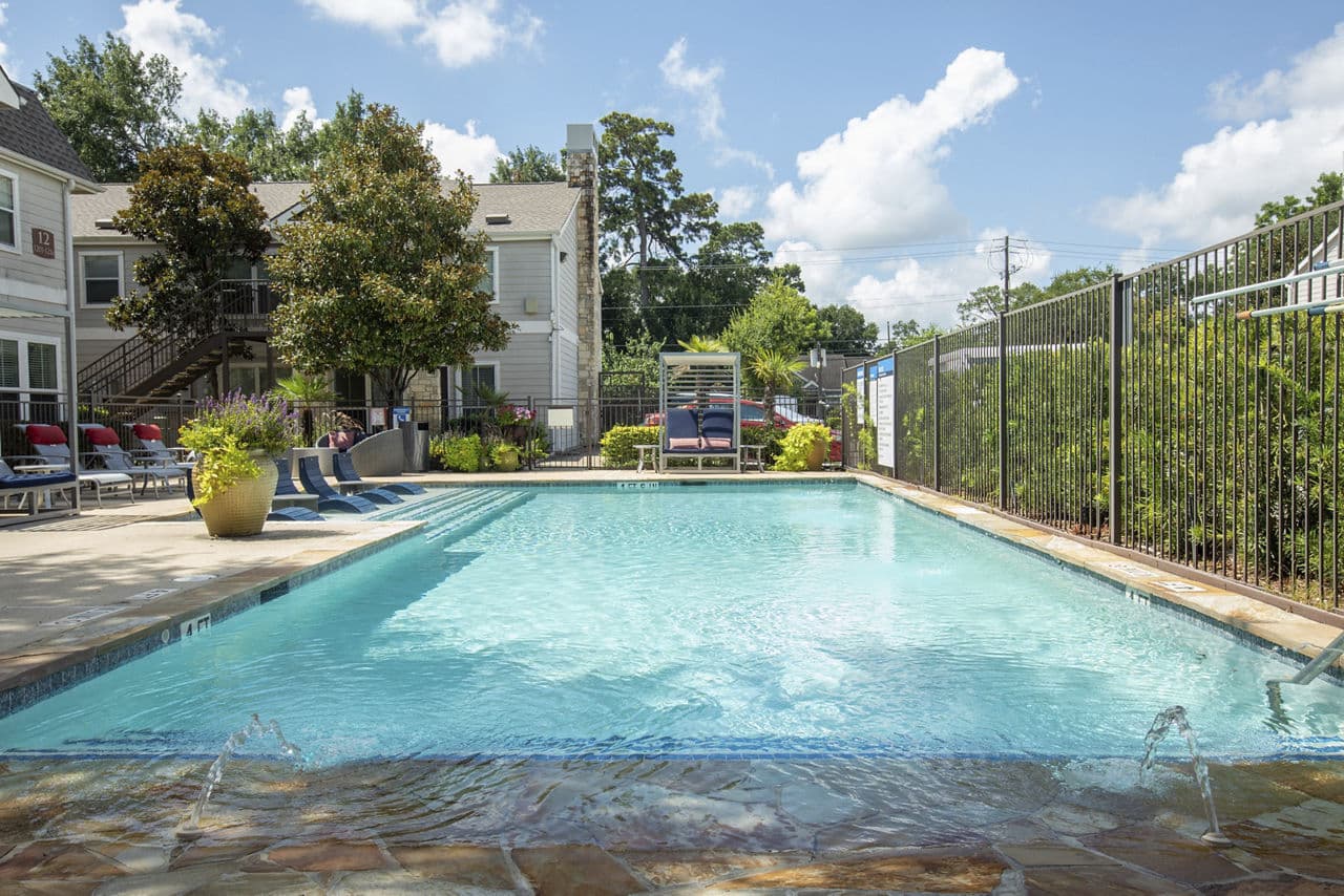 Reserve at Garden Oaks Apartments 4 of 8