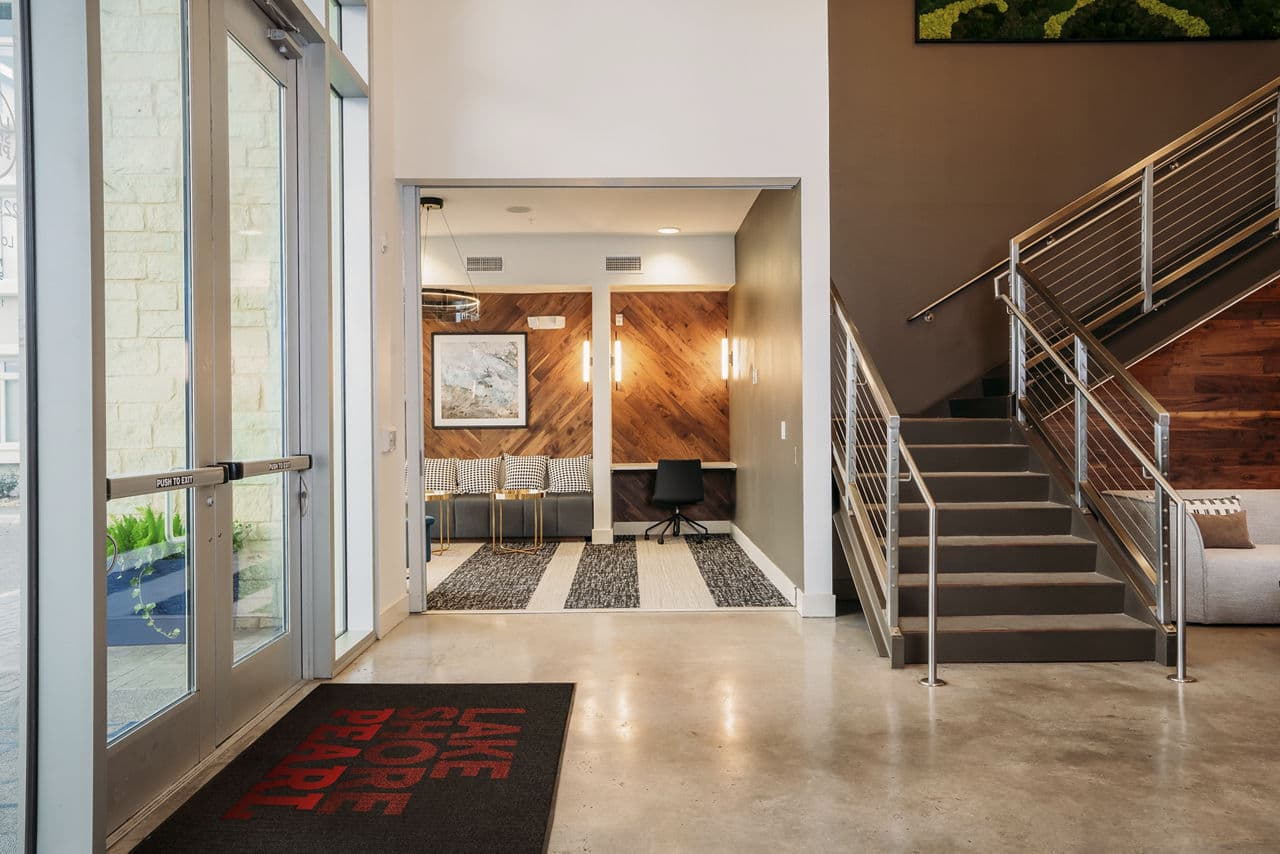 Lakeshore Pearl Austin Tx 29 of 42