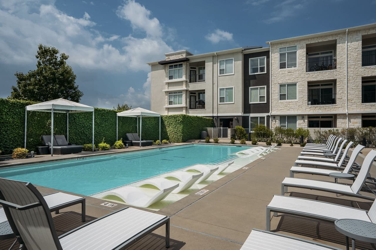 Lakeshore Pearl Austin Tx 6 of 42