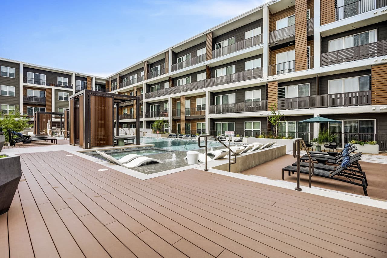 Lakeshore Pearl Austin Tx 5 of 42