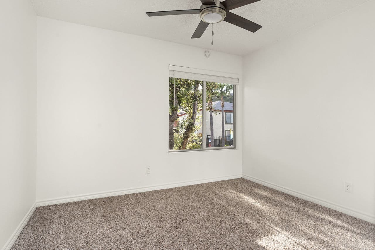 Whispering Oaks Apartments San Marcos Ca 20 of 23
