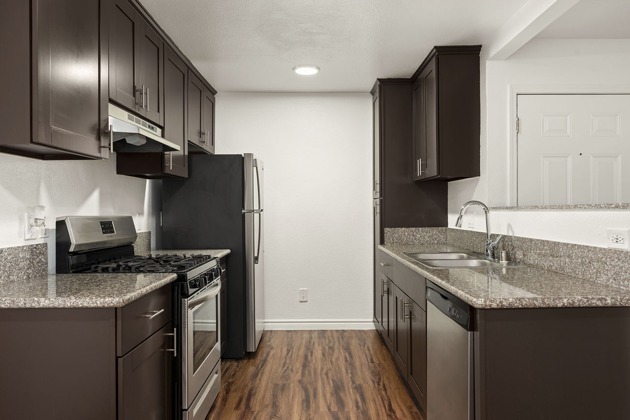 Whispering Oaks Apartments San Marcos Ca 14 of 23
