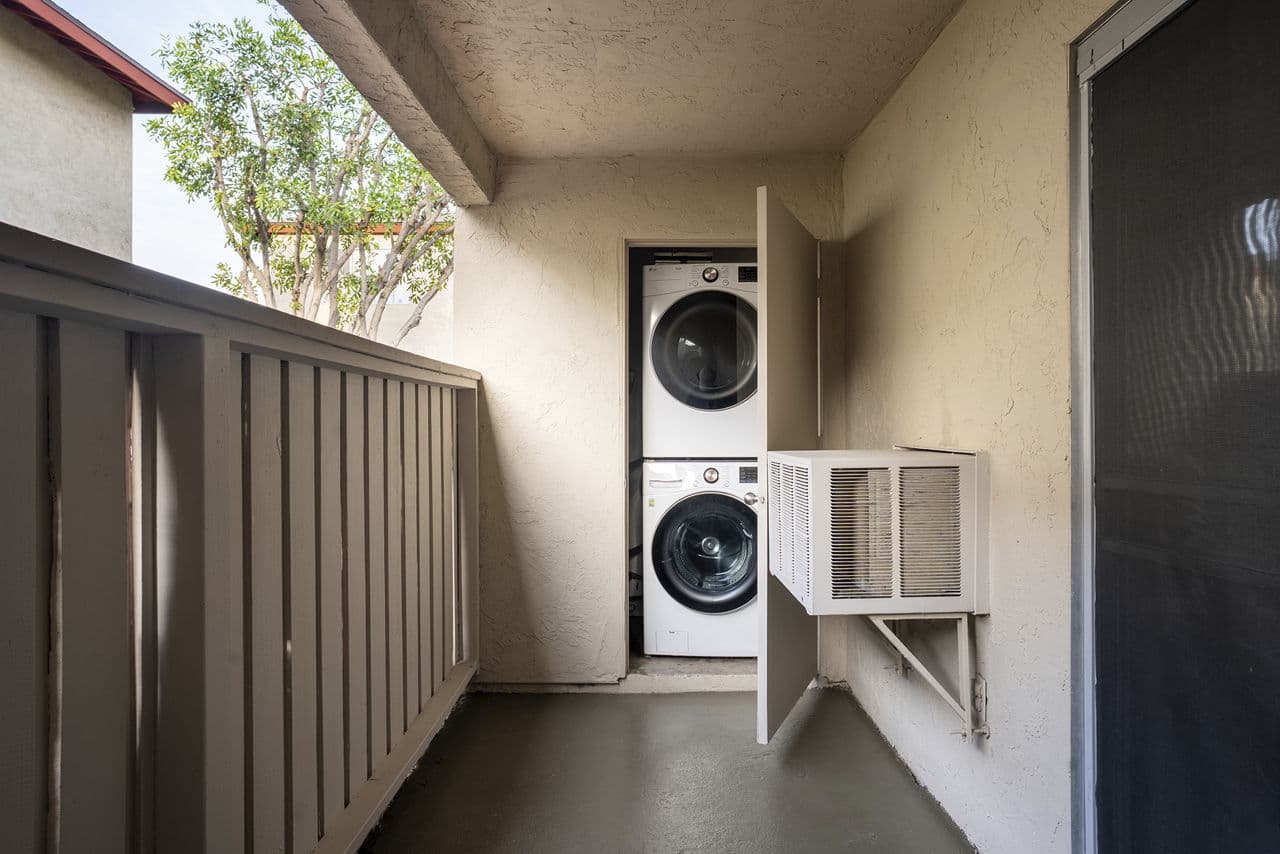 Whispering Oaks Apartments San Marcos Ca 19 of 23