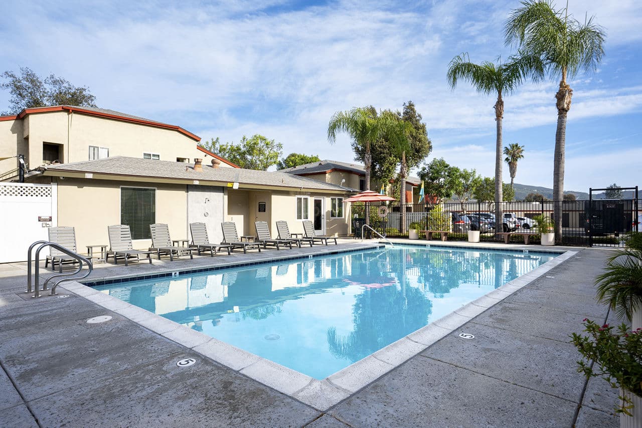 Whispering Oaks Apartments San Marcos Ca 6 of 23