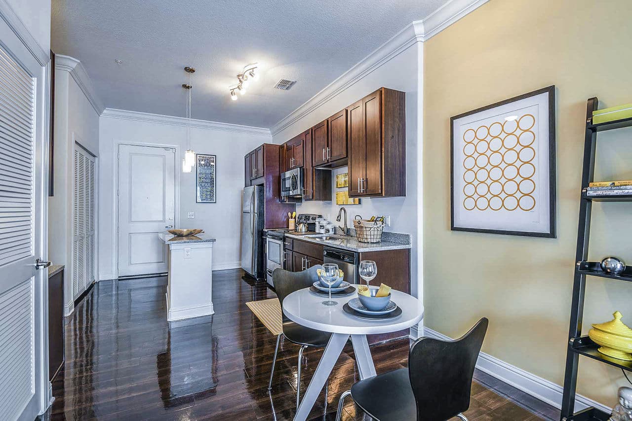 The Four At Deerwood Luxury Apartments Jacksonville Fl 14 of 19