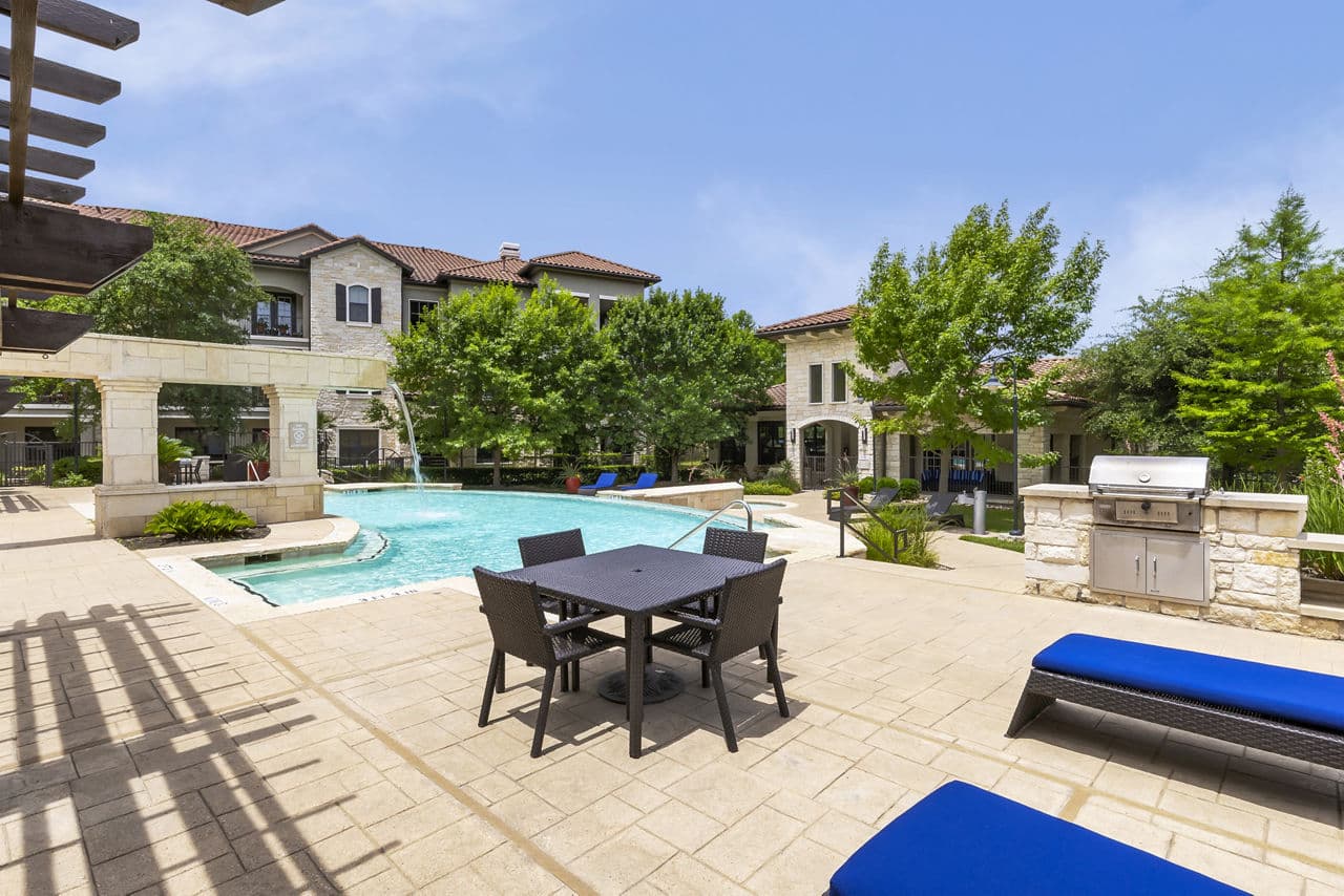 3500 Westlake Apartments 5 of 18
