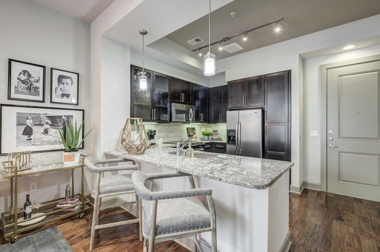 Alara Uptown Luxury Apartments Dallas Tx 12 of 14