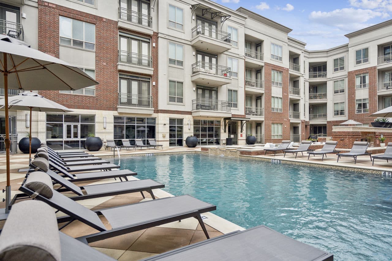 Alara Uptown Luxury Apartments Dallas Tx 2 of 14