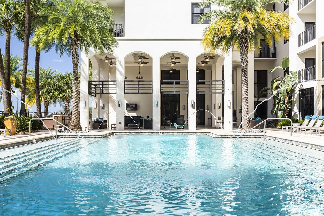 2 Bayshore Luxury Waterfront Apartments Tampa Fl 5 of 29