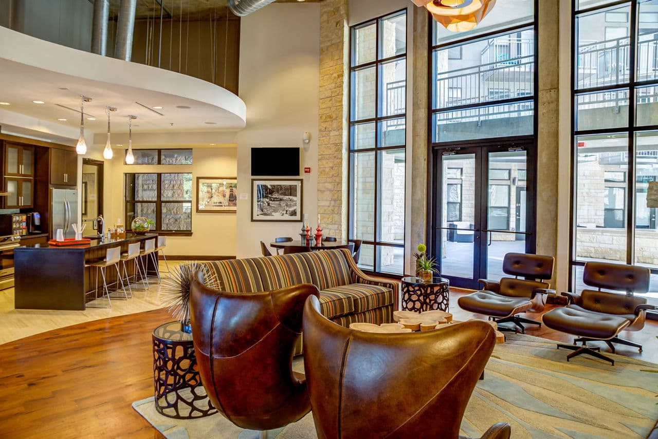 Coldwater Luxury Apartments Austin Tx 5 of 19