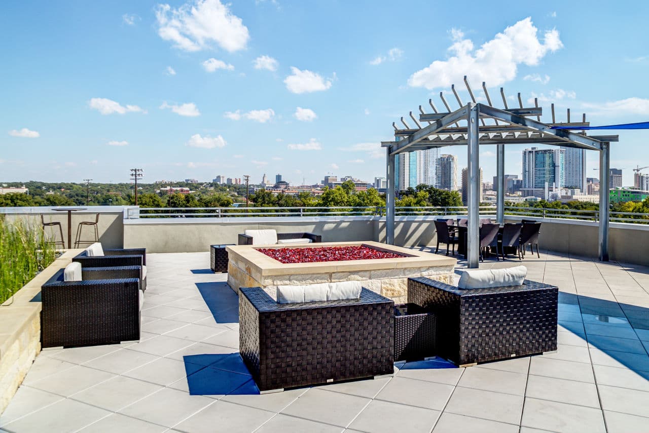 Coldwater Luxury Apartments Austin Tx 17 of 19