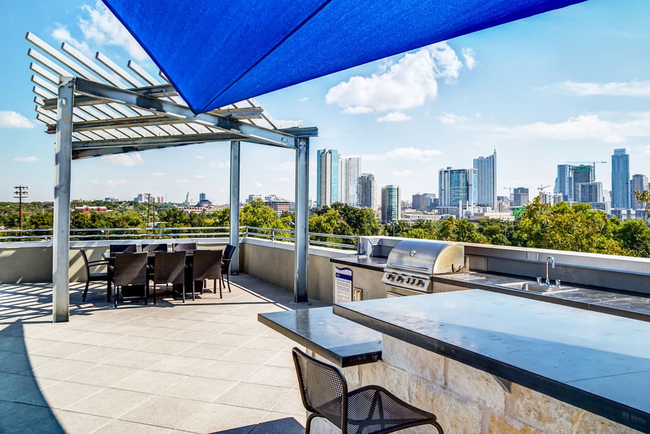 Coldwater Luxury Apartments Austin Tx 18 of 19