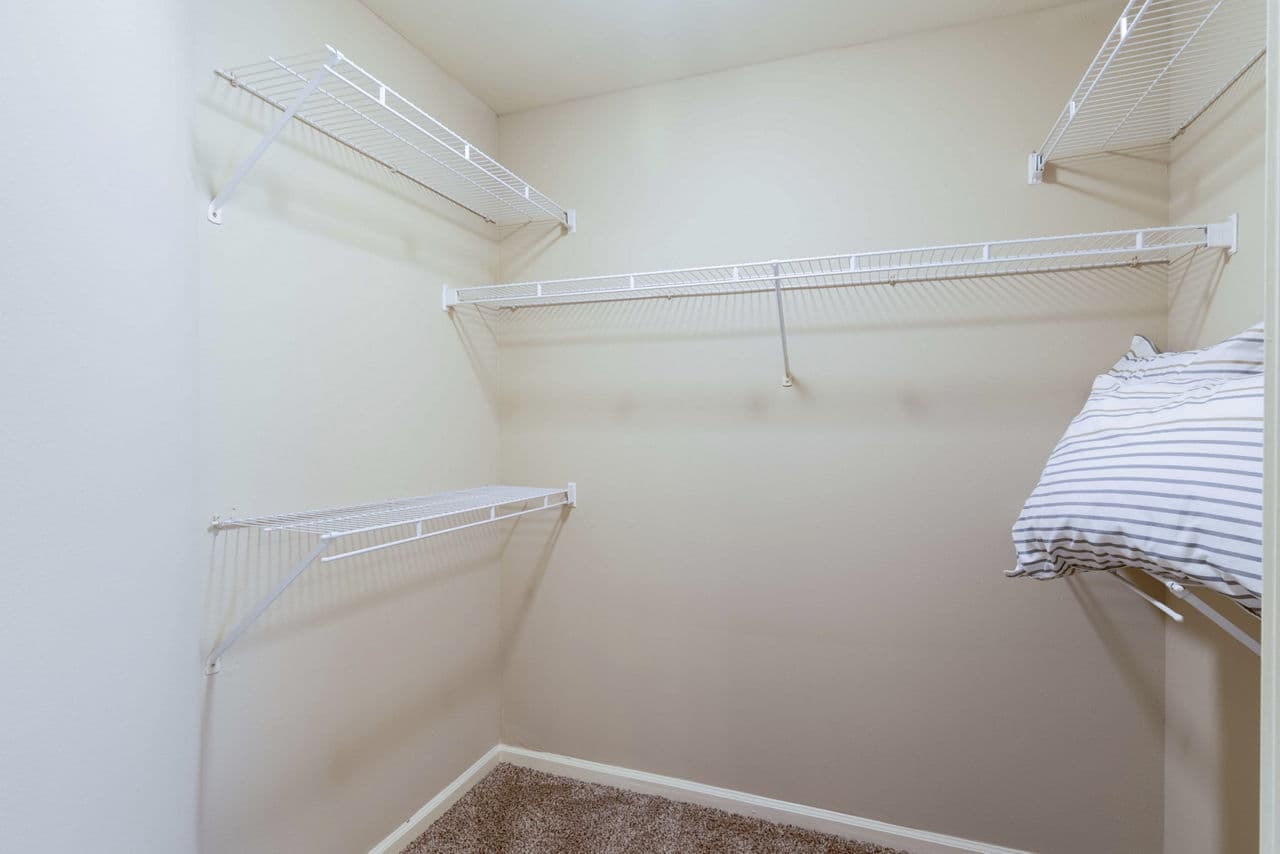 Estancia At City Center Apartments Lenexa Ks 20 of 22