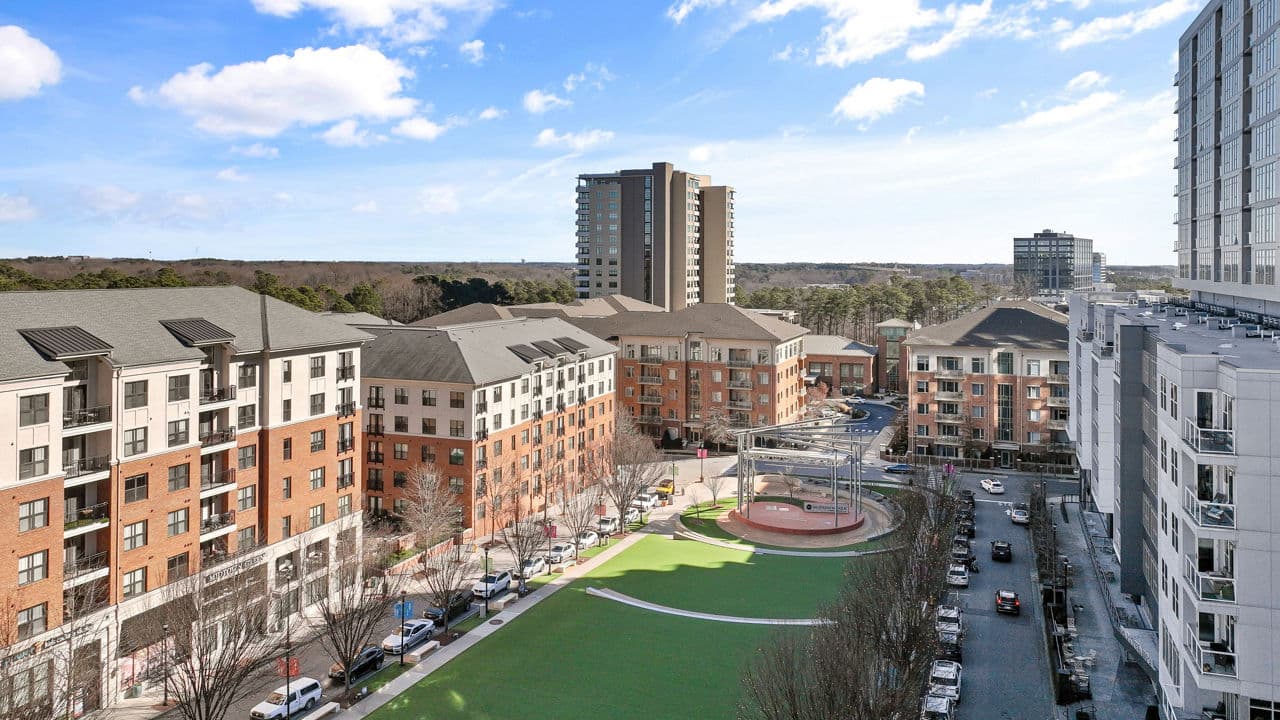Midtown Green Apartments 2 of 28