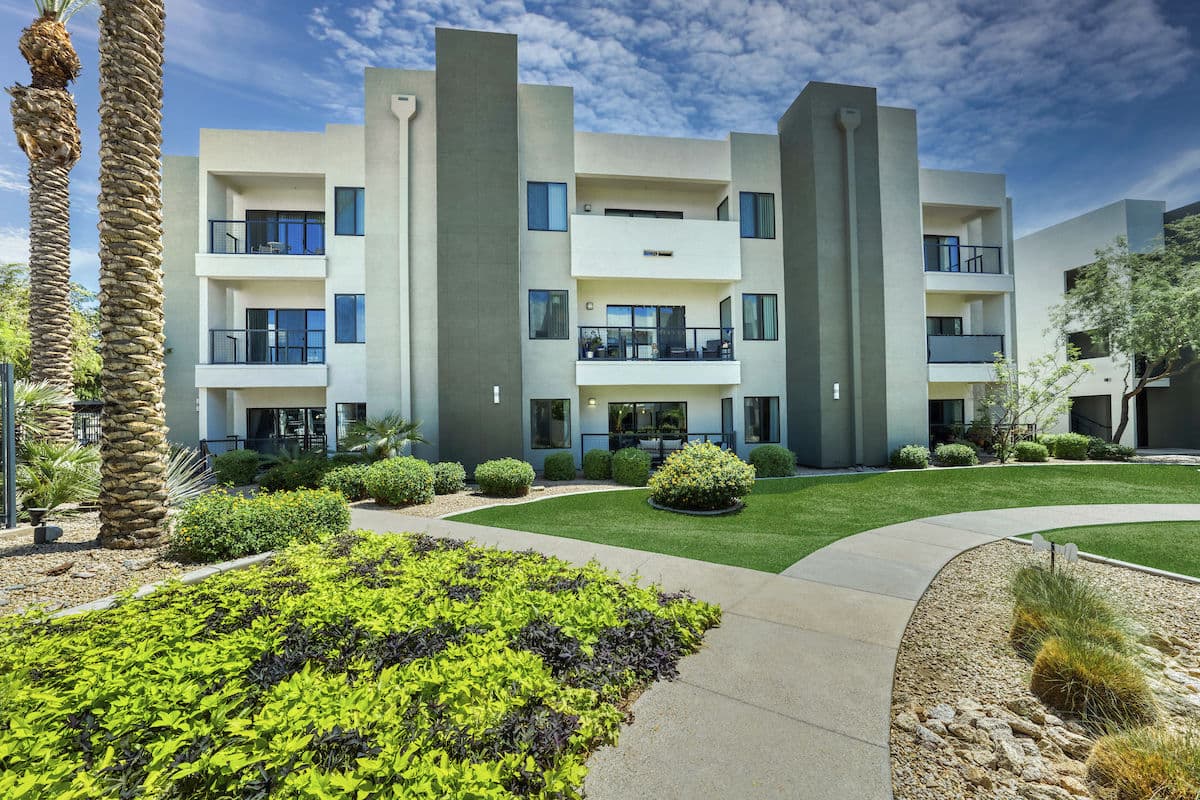 Seven Luxury Apartments Phoenix Az 2 of 24
