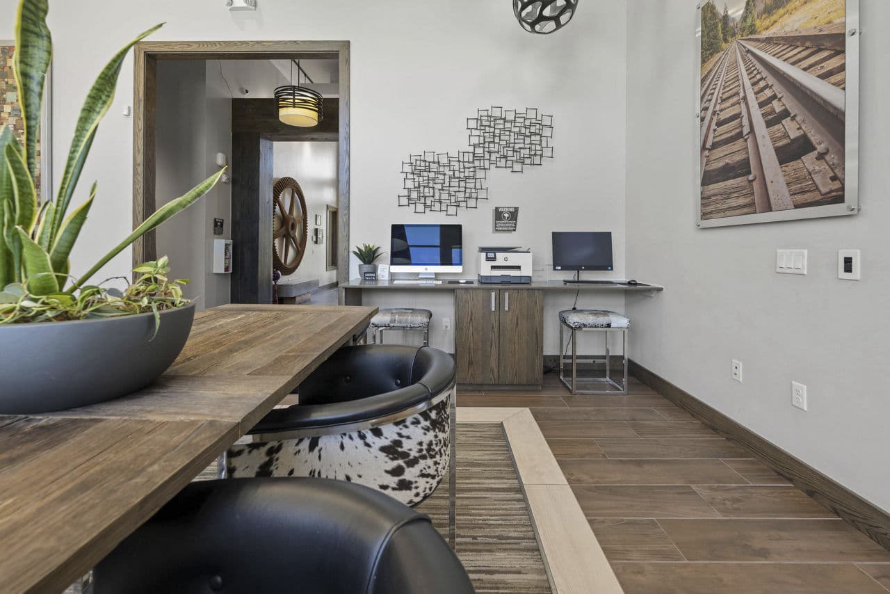 Hiline At Littleton Commons Apartments Littleton Co 12 of 26