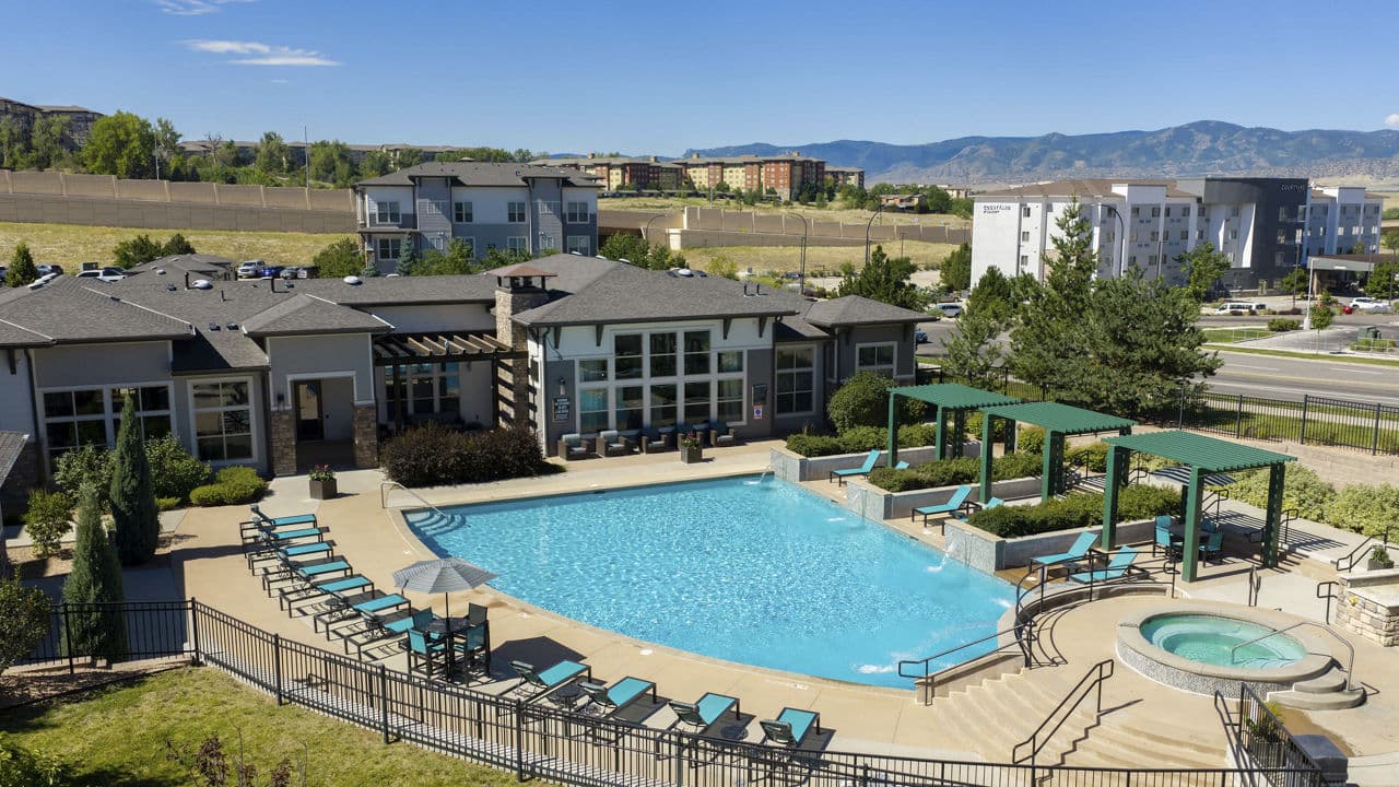 Hiline At Littleton Commons Apartments Littleton Co 2 of 26