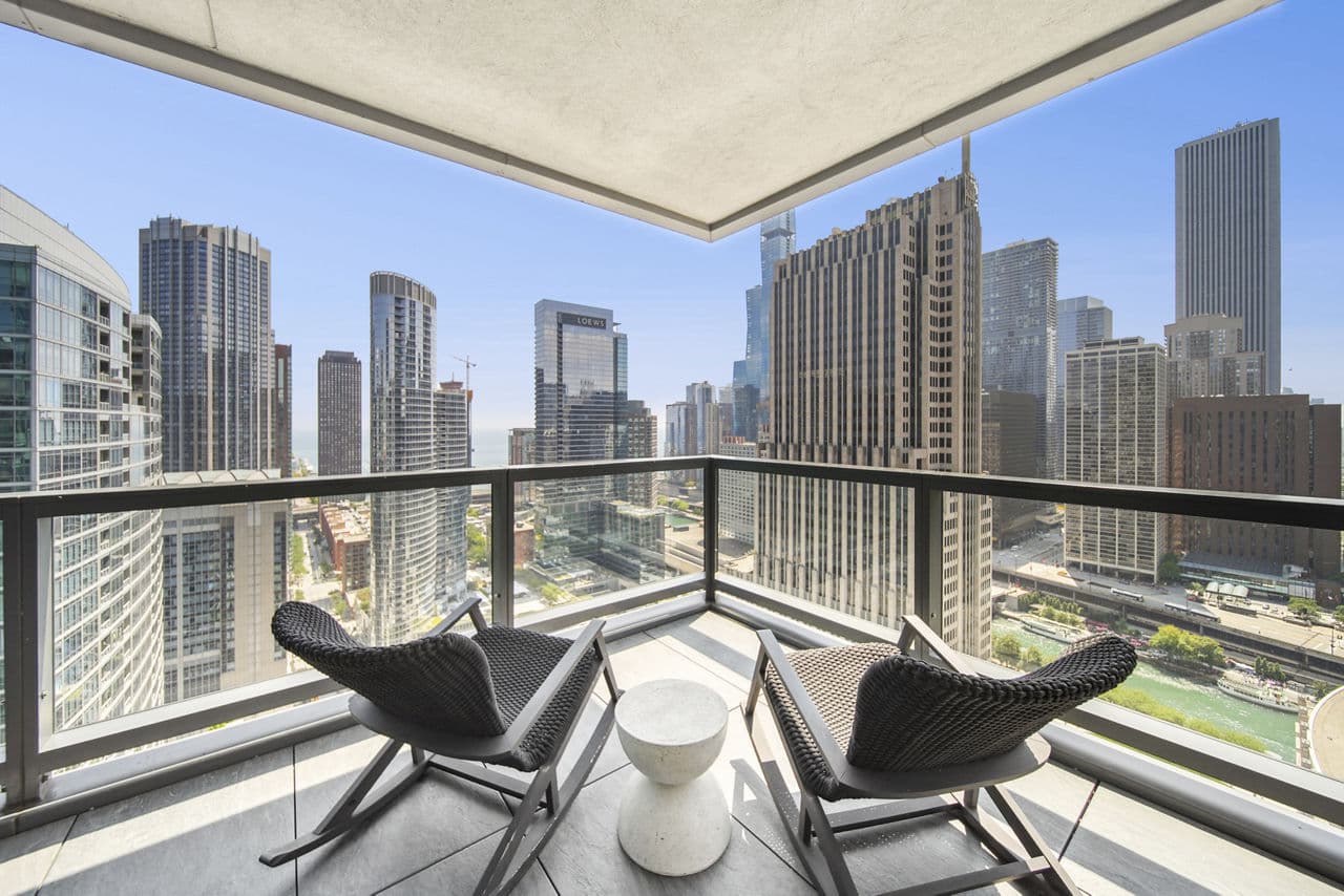 Aston Chicago Apartments Chicago Il 22 of 30