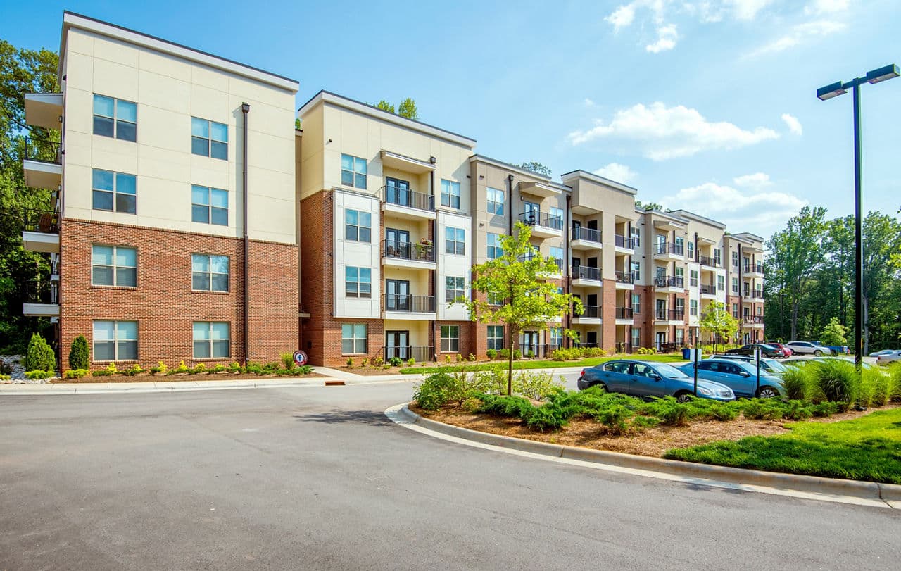Jones Grant Luxury Apartments Raleigh Nc 3 of 20