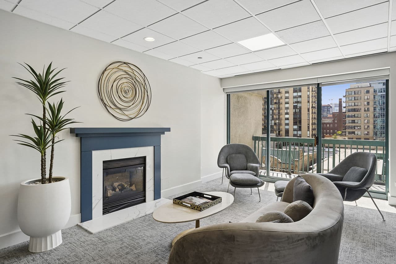 One Superior Place Apartments Chicago Il 22 of 29